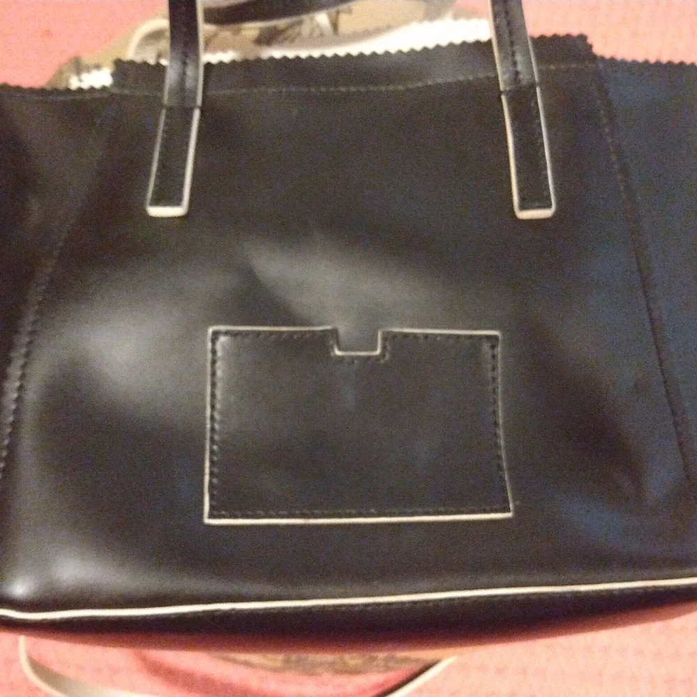 Kate Spade Handbag - Picture 2 of 6